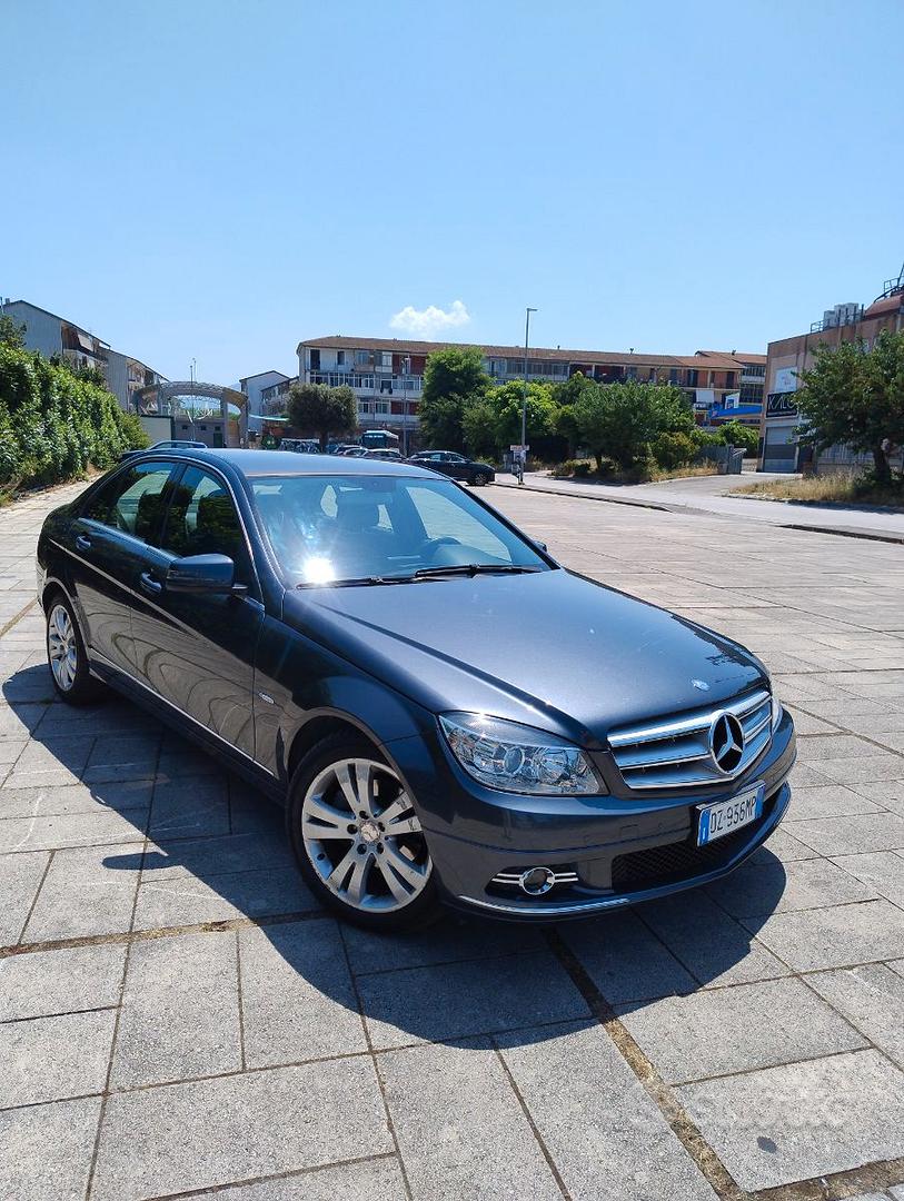 Mercedes-Benz C-Class 2009 photo 4