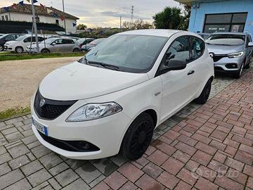 LANCIA Ypsilon 1.2 69 CV 5 porte Elefantino Blu