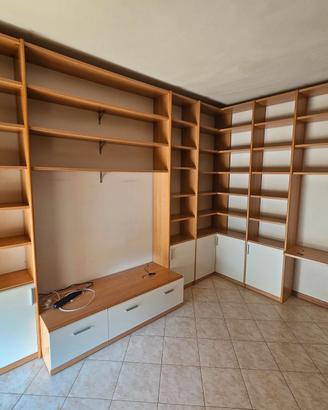 Mobile soggiorno/libreria angolare in legno