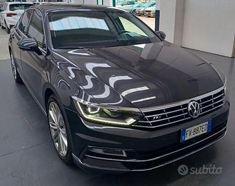 Volkswagen Passat 2.0 BiTDI SCR 4MOTION DSG Execut