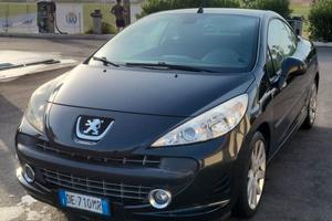 Peugeot 207 CC nera Cabrio