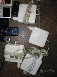 caricatore, iPod,  ipad tutto quello che si vede 