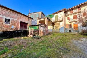 CASA SEMINDIPENDENTE A PIOVÀ MASSAIA