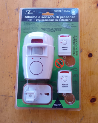 Allarme a sensore di presenza PIR