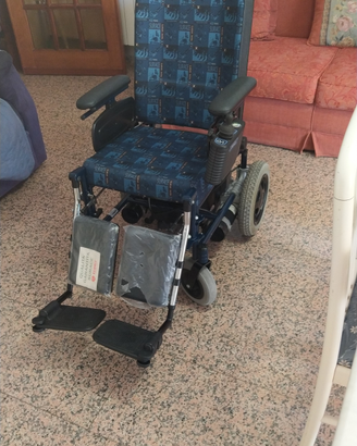Sedia a rotelle Surace magic 730