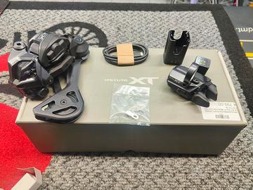 Shimano Upgrade XT Di2 M8250 12 vel. 