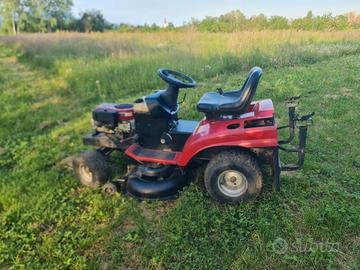 trattorino tagliaerba 