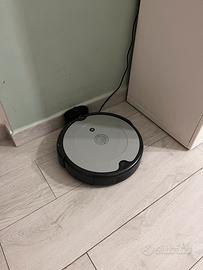 iRobot Roomba 698