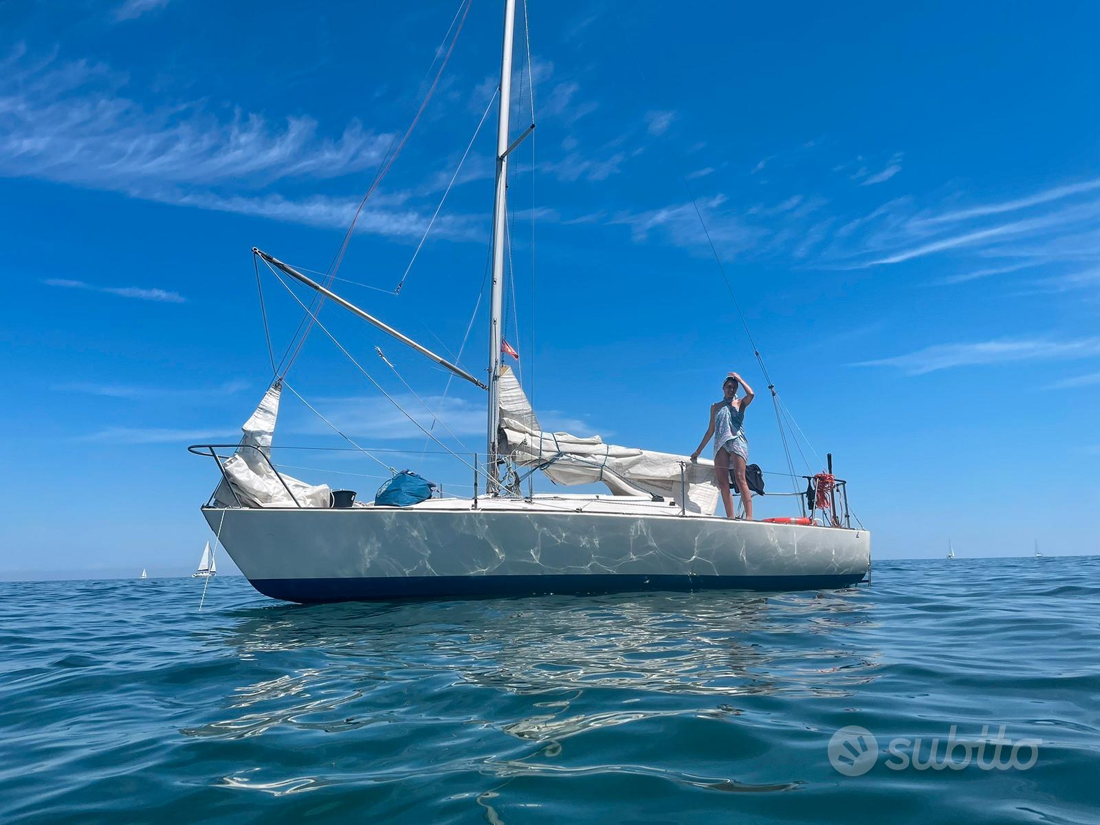 J24 — View photo 1