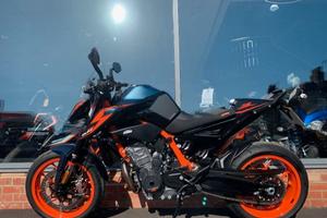 Duke 890 R 121cv LC8c