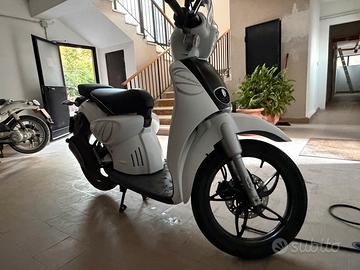 Aprilia Scarabeo 50cc