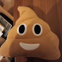 PELUCHE EMOTICON POO