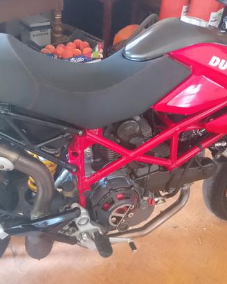 ducati hypermotard 1100s 