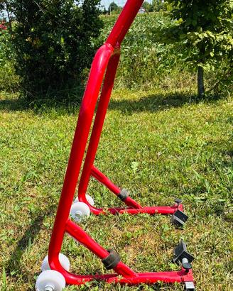 Supporto per ruota anteriore moto
