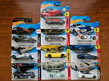 Lotto di 10 Hot Wheels (con Ferrari 12cilindri)