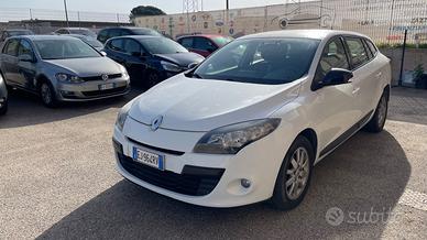 Renault Megane Mégane 1.5 dCi 110CV SporTour Attra