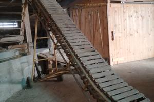 Nastro elevatore balle di fieno