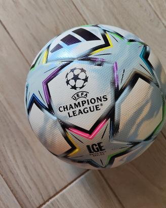 Pallone Champions league 26/27