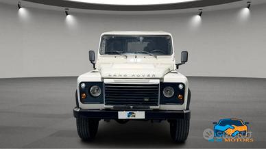 Land Rover Defender 90 SW Defender 90 2.4 td S SW