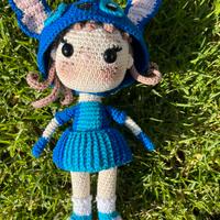 Bambola vestita da stirch amigurumi