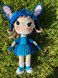 Bambola vestita da stirch amigurumi
