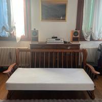 Divano letto in legno