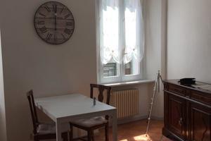 Bilocale e trilocale in Como centro 3384470683