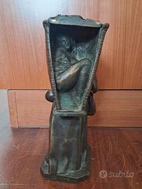 STATUETTA  DI BRONZO 