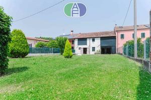 MARTELLAGO RUSTICO DI 200 MQ