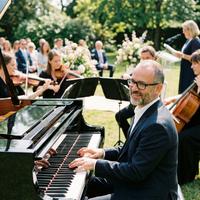 Insegnante di pianoforte disponibile