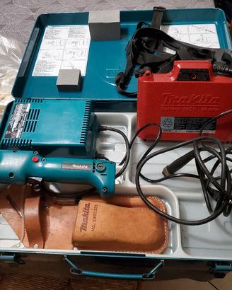 Potatore Makita batteria someggiato