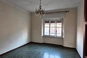 Appartamento 7 locali + giardino - parz. arredato