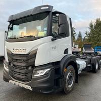 Iveco x-way ad260x48 y/ps hr on