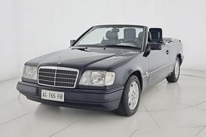 Mercedes-Benz Serie E E 200 cat Cabriolet Spo...