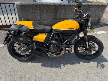 Ducati Scrambler Full Throttle