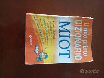 2 libri National geographic 1libro mate,2dizionari