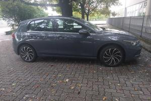 volkswagen  golf 8