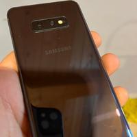 Samsung S10e