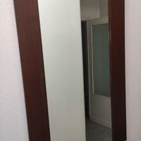 Specchio in legno noce 52x82