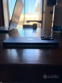 iPhone 15 Pro colore Blu in Titanio Gb 256