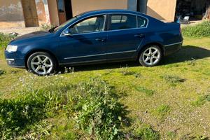 Passat 2.0 140cv con gancio traino