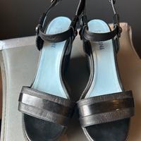 Sandal pollini
