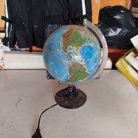 Mappamondo anni 70 con illuminazione