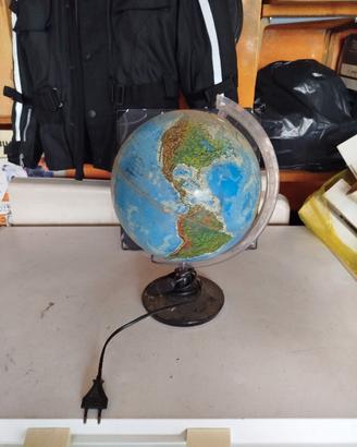 Mappamondo anni 70 con illuminazione