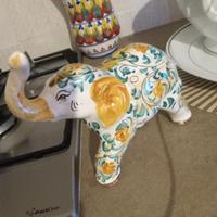 elefantino in ceramica SAnto Stefano di Camastra 