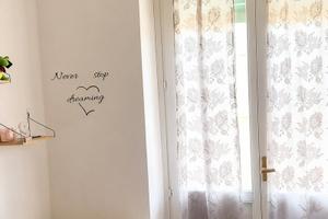 CAMERA- ZONA VIA TEMPIO/VIA NAPOLI - 240 euro