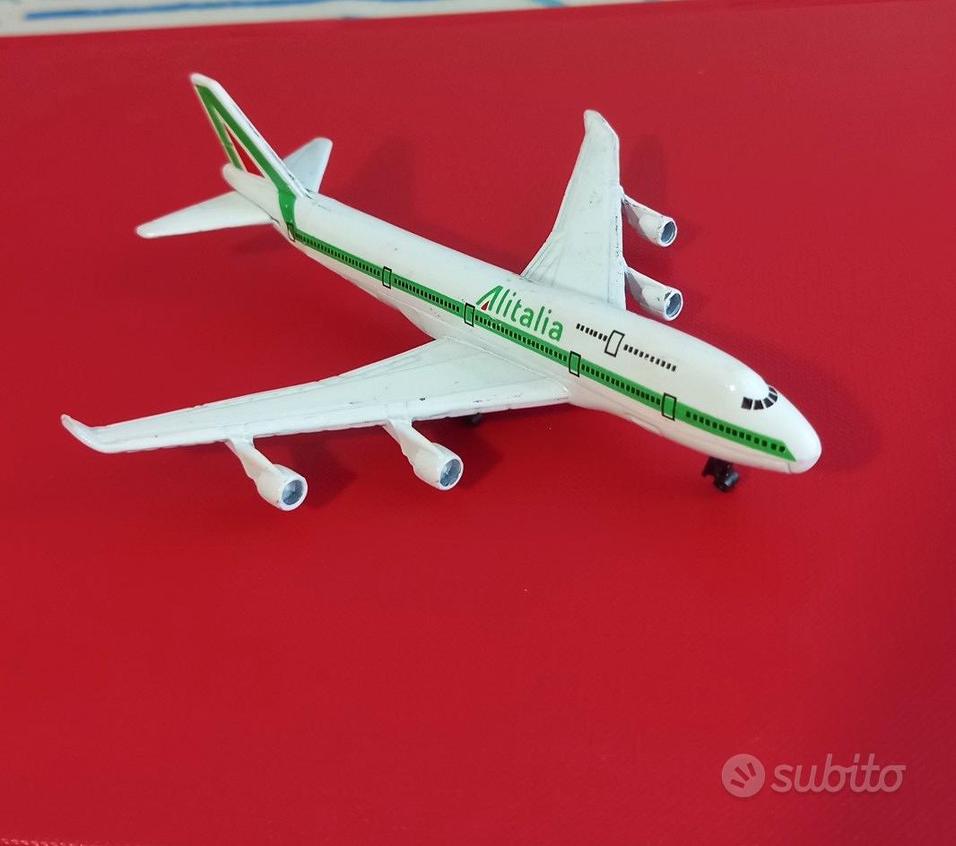 Modellino aereo in metallo ALITALIA anni 90 Collezionismo In