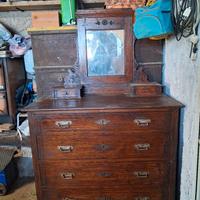 Comò vintage da ristrutturare