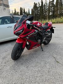 Honda CBR 650R 2022