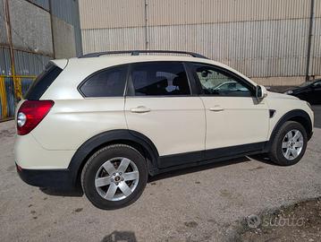 Chevrolet captiva 2.4 Lpg 4 WD 7 posti